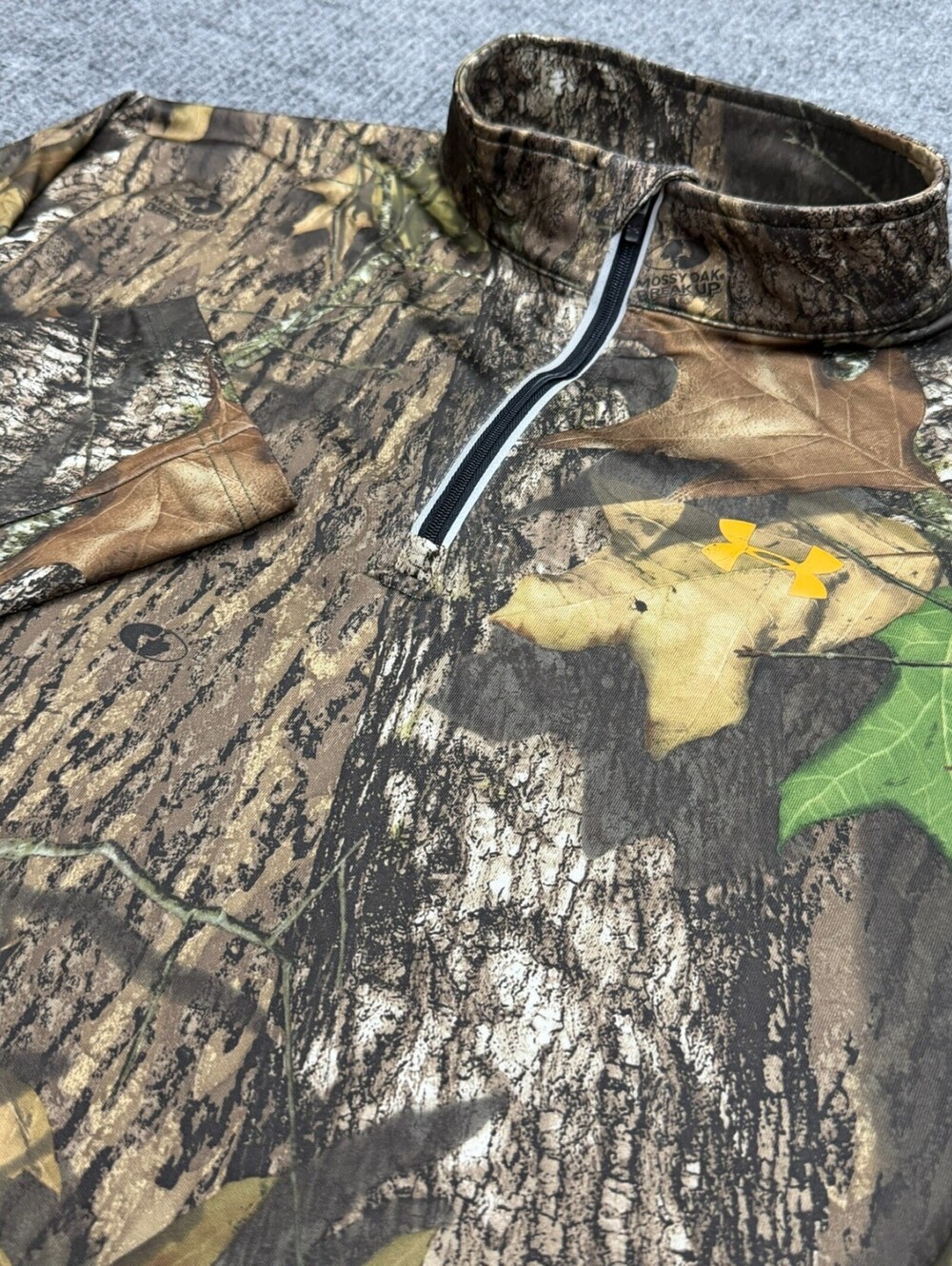 Under Armour 1/4 Quarter Zip Mens Large Mossy Oak Break Up Camo Outdoor Hunting